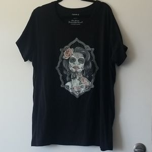 Torrid tee size 3 (18/20)